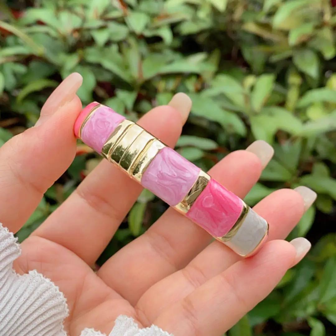 Pink ombre enamel kada with gold-plated dividers, four shades from magenta to pale rose